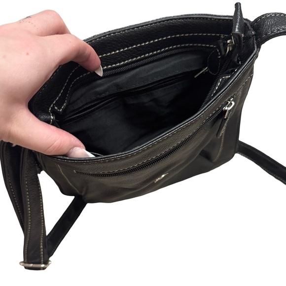 Black Faux Leather Crossbody Messenger Bag - Picture 5 of 9